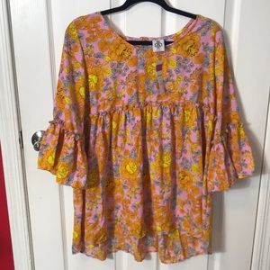 Agnes & Dora NWT Sway top. XL. Very colorful